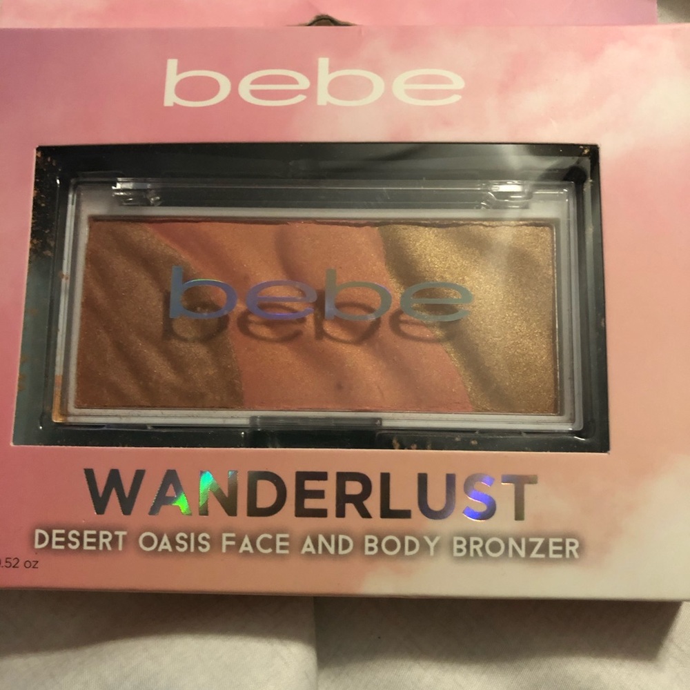 Bebe makeup